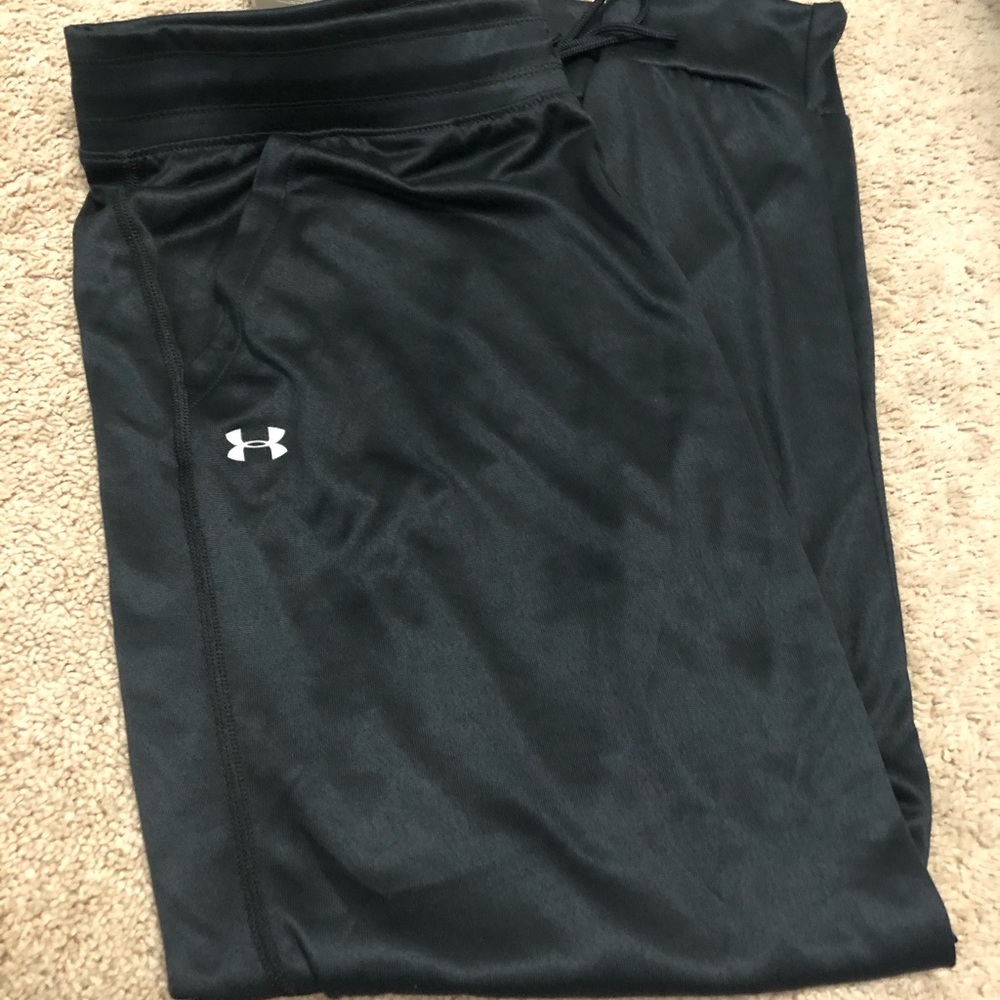 Under Armour Heat Gear Loose Fit Pants